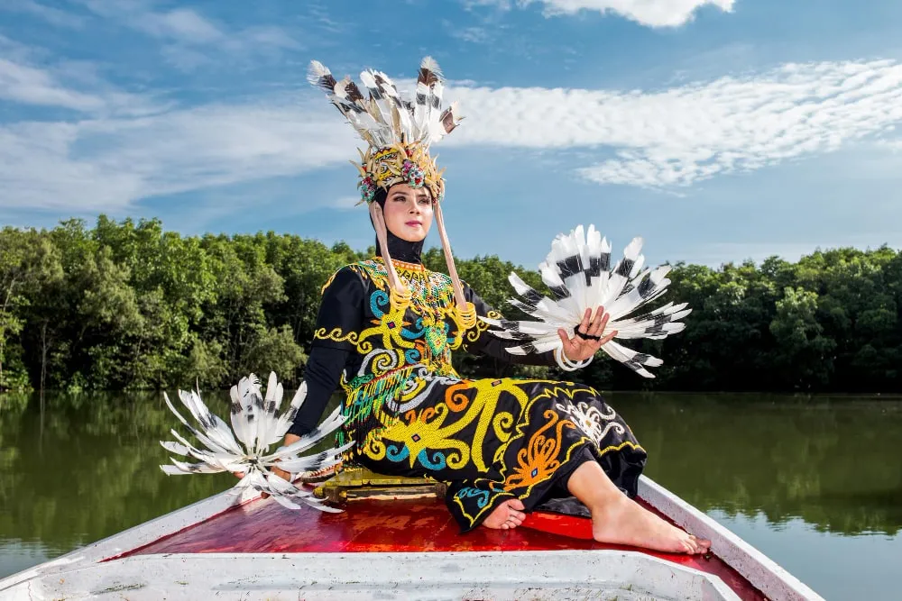 Kuching Sarawak travel, tour and holiday package - Kuching City tour - trip to Kuching, Sarawak