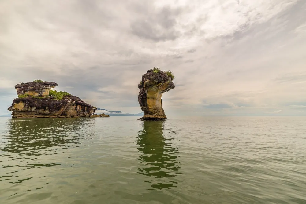 Kuching Sarawak travel, tour and holiday package - Kuching City tour - trip to Kuching, Sarawak