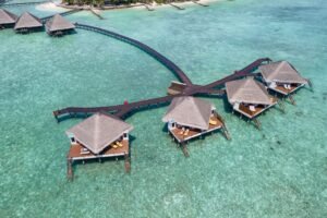 pakej percutian di Hotel Adaaran Club Rannalhi Resort