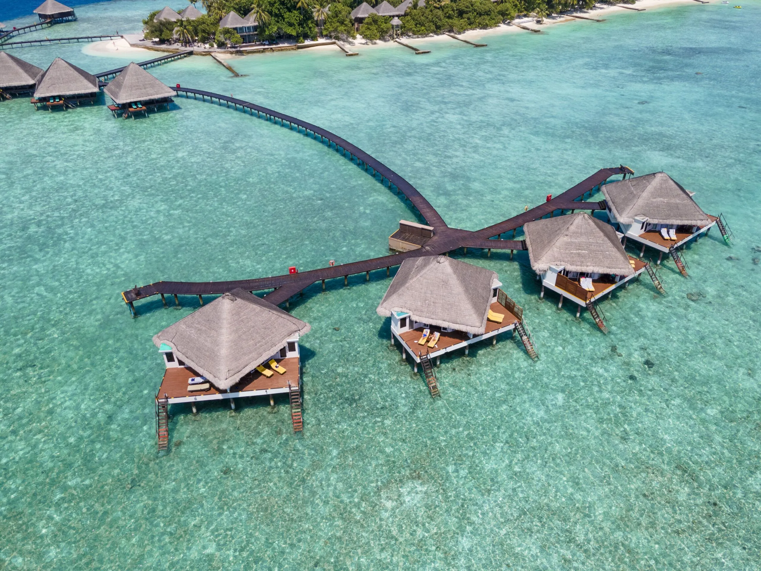 pakej percutian di Hotel Adaaran Club Rannalhi Resort